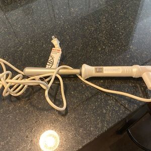 Bio Ionic White Curling Wand